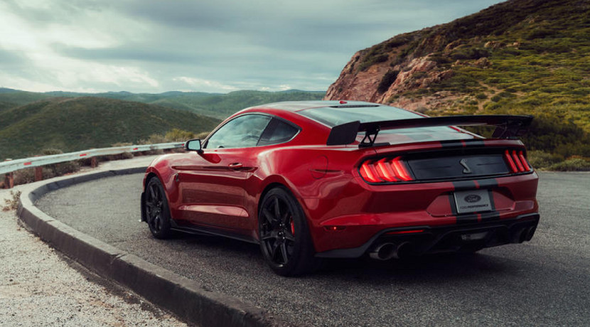 Ford Shelby GT500 2019: the cobra attacks again with more than 700 HP